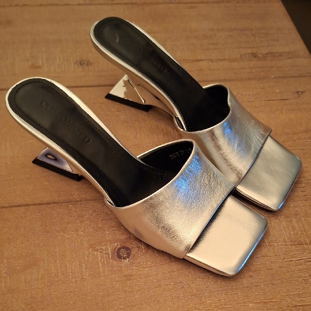Metallic Silver Square-toed Leather Mules with Architectural Heel (EU 37/US 7)